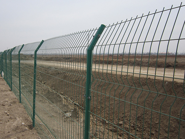 公路护栏网